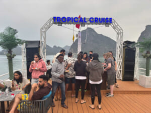 Read more about the article Hanoi to Halong Bay: Complete Transport Guide 2026