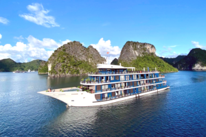 Doris Cruise Exterior Lan Ha Bay - Best Halong Cruise 2026
