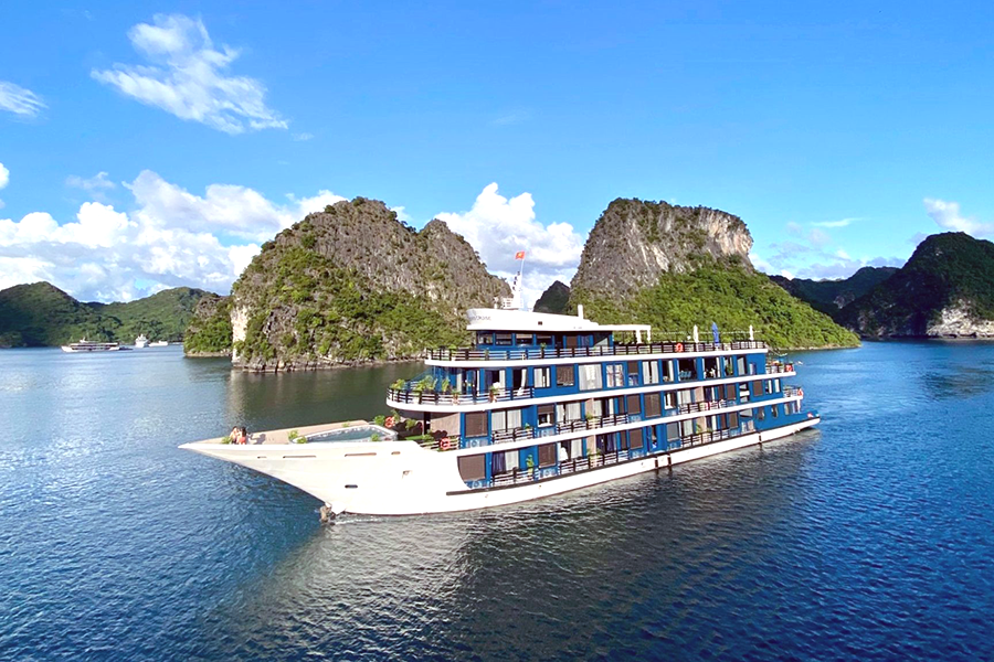 Doris Cruise Exterior Lan Ha Bay - Best Halong Cruise 2026