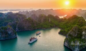 Victory Star cruise Halong Bay overview photo 1