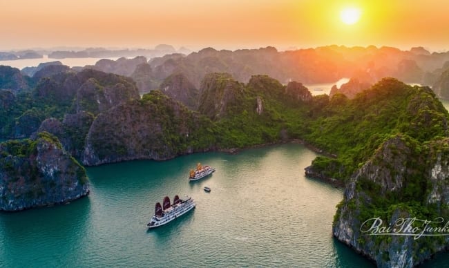 Victory Star cruise Halong Bay overview photo 1
